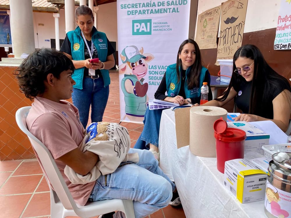 Más de 6.000 menores fueron inmunizados en la Segunda Ruta Escolar de Vacunación en Santander imagen de la publicación
