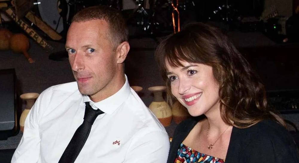 Dakota Johnson y Chris Martin: el adiós definitivo a un amor que no logró florecer imagen de la publicación