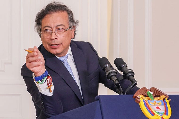 “Vamos a resistir a la conspiración de Álvaro Leyva”, Petro imagen de la publicación