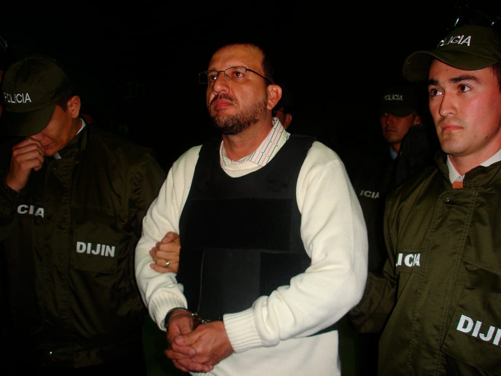 Juzgado de Bucaramanga condenó al exjefe ‘para’ Carlos Mario Jiménez por homicidios y masacres en el sur de Bolívar imagen de la publicación