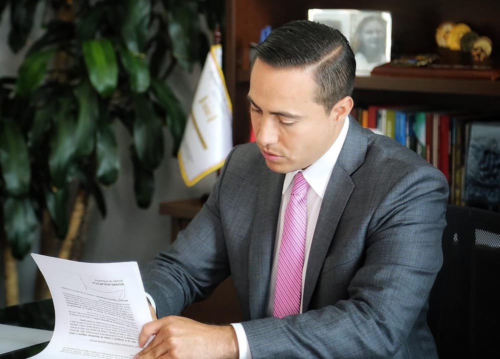 Richard Aguilar prepara su regreso al Senado imagen de la publicación