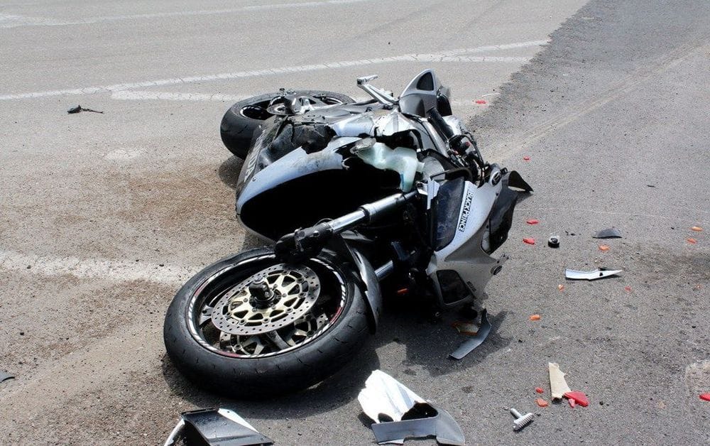 Joven motociclista murió tras accidente con camión imagen de la publicación