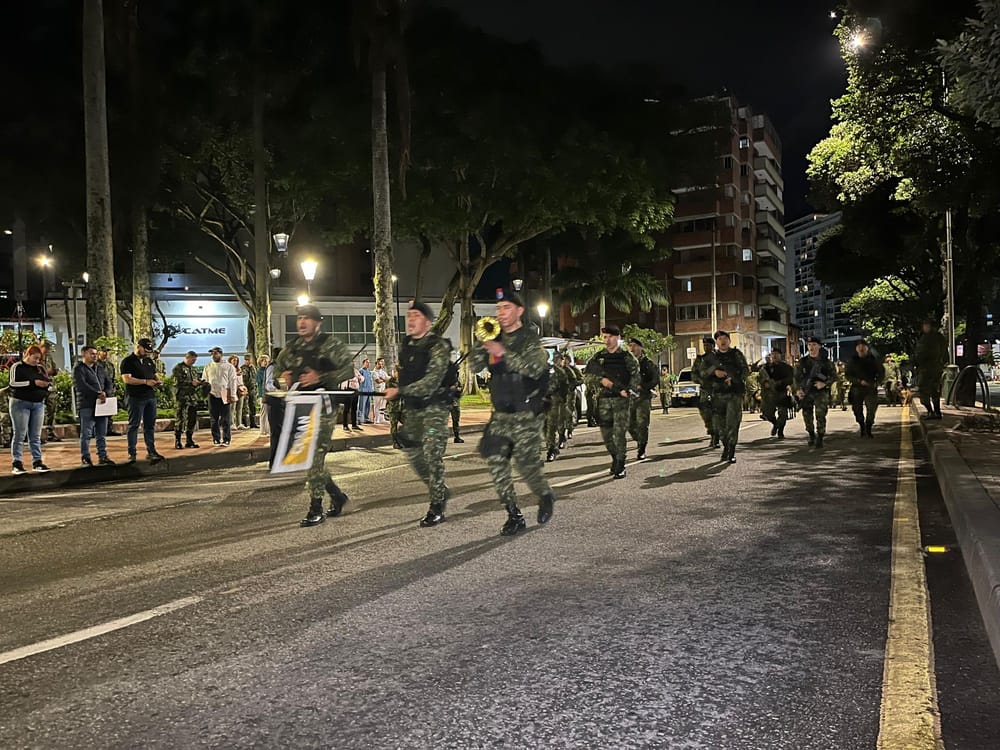 Cierre viales nocturnos por ensayos del Desfile del 20 de julio en Bucaramanga imagen de la publicación