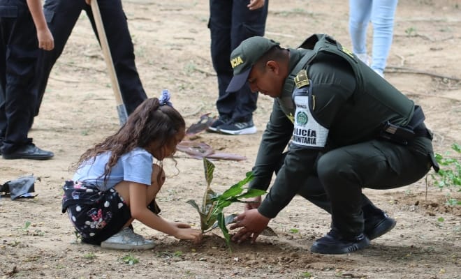 Policía trabaja en la recuperación de entornos ciudadanos imagen de la publicación