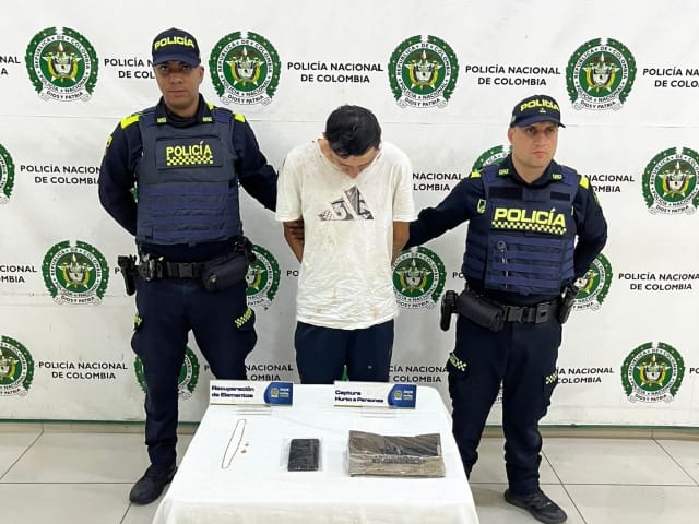 Capturan a hombre en Cabecera por delito de hurto imagen de la publicación