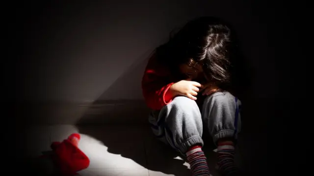 Condena de 12 años por abusar de su hijastra imagen de la publicación