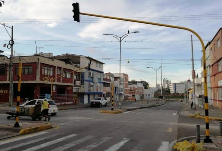 Alcalde de Bucaramanga denuncia cortes de cables energía para generar caos imagen de la publicación
