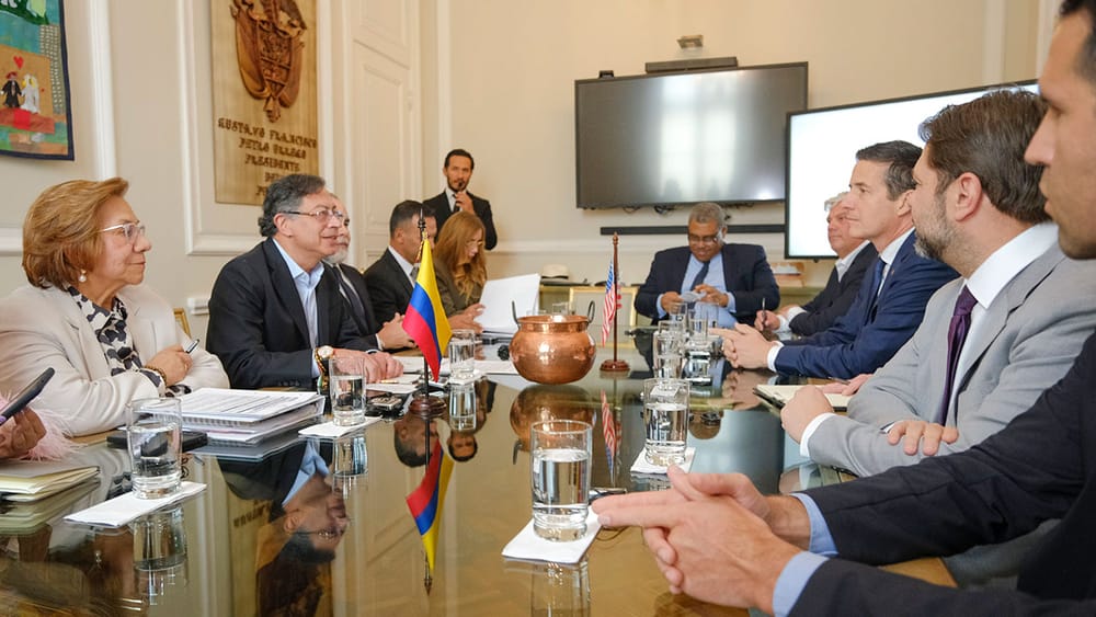 Avanza reunión Gustavo Petro y delegación de los Estados Unidos imagen de la publicación