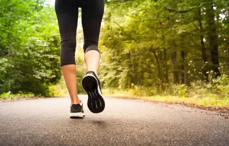 Caminar 7.000 pasos al día: la nueva clave para vivir más y mejor, según la ciencia imagen de la publicación