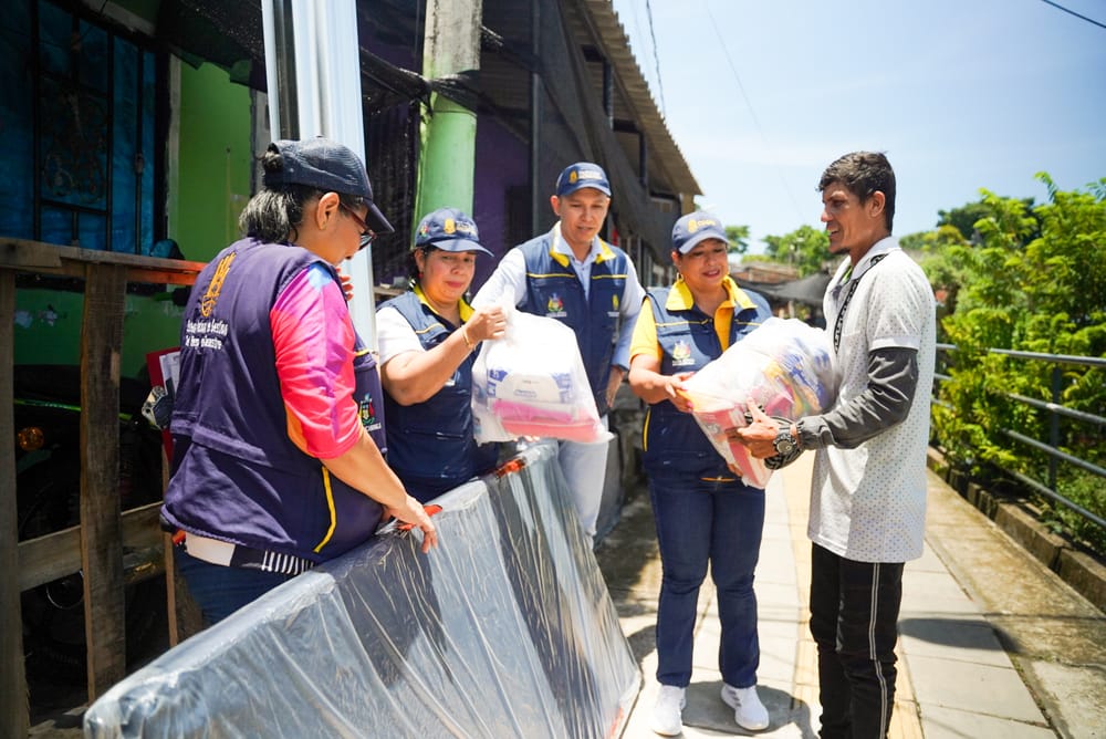 Damnificados por el invierno  reciben ayuda humanitaria en el 'Puerto Petrolero' imagen de la publicación