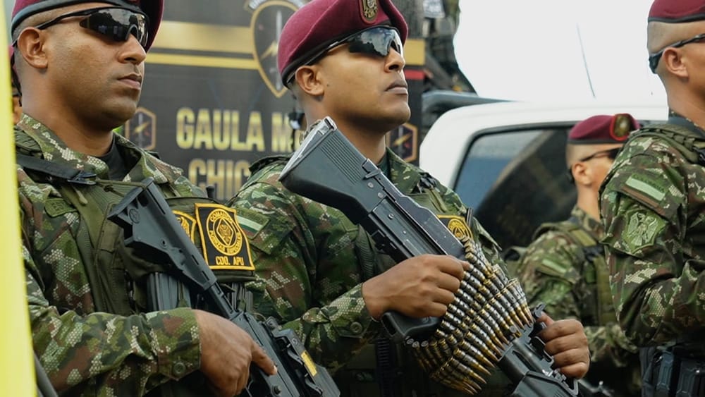 Fuerzas Especiales del Ejercito patrullan las calles de Barrancabermeja imagen de la publicación