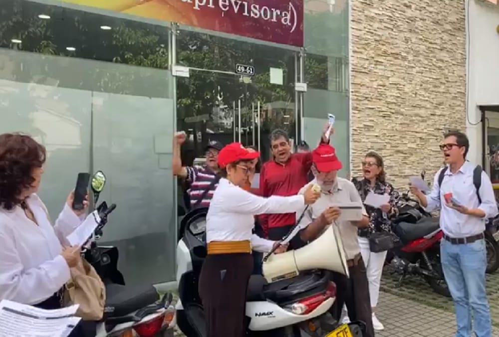 Hasta el 28 de agosto tienen plazo los docentes afiliados al Fondo del Magisterio en Santander para elegir su IPS imagen de la publicación