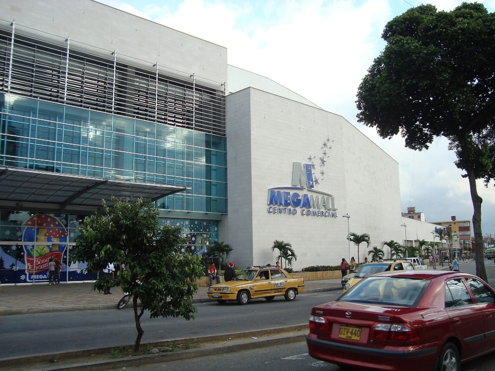 Accidente frente a Megamall deja un herido imagen de la publicación
