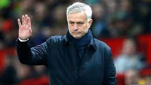 José Mourinho fue despedido del Fenerbahçe tras la eliminación en Champions imagen de la publicación