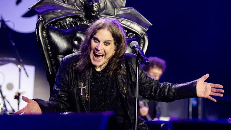 Revelan la verdadera causa de muerte de Ozzy Osbourne imagen de la publicación
