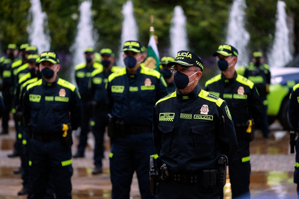 Absuelven a cuatro policías de cargos por facilitar paso irregular de migrantes en la frontera imagen de la publicación
