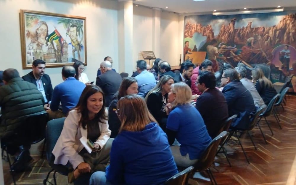 Egresados santandereanos realizaron su primera rueda de negocios en Bogotá imagen de la publicación