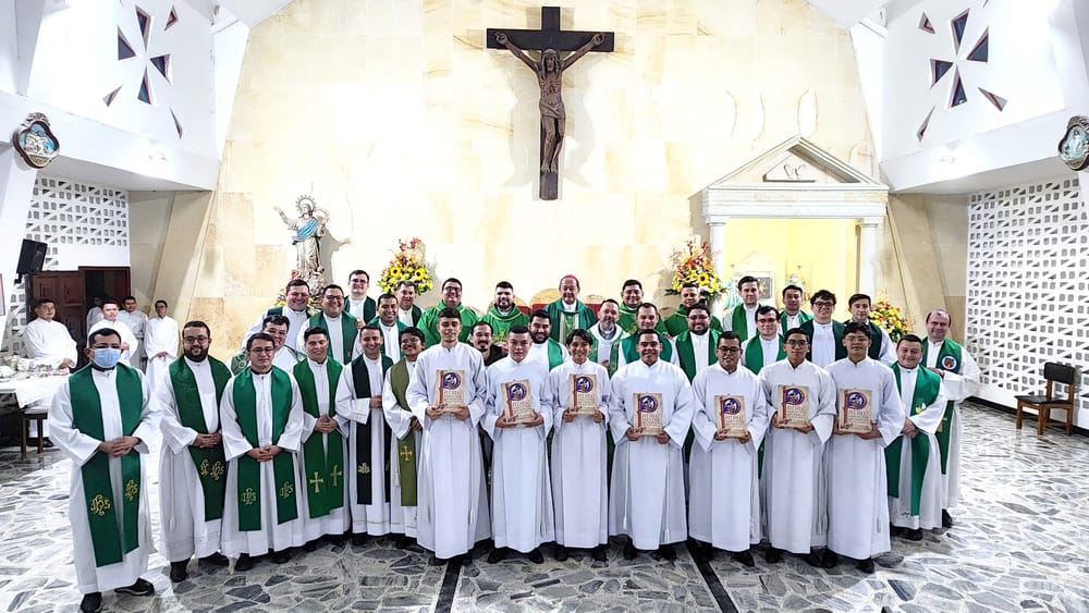 Santa Eucaristía en Encuentro Sacerdotal imagen de la publicación