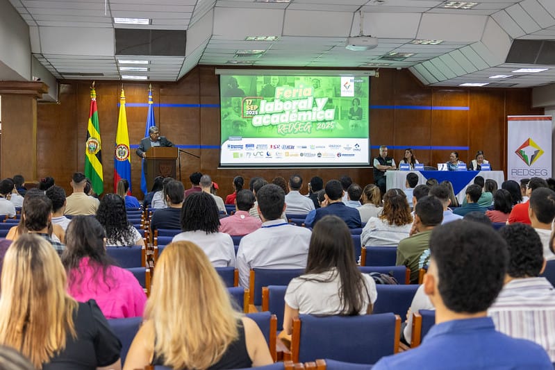 Más de 600 vacantes ofreció la Feria REDSEG 2025 en la UDES imagen de la publicación
