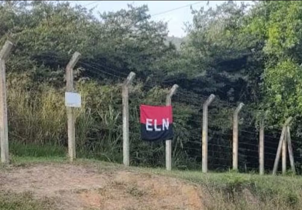 Alerta por aparición de emblemas distintivos del ELN en Piedecuesta, Santander imagen de la publicación