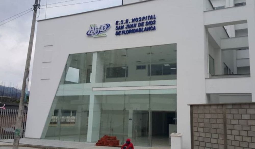 Denuncian despido masivo de trabajadores en hospital de Floridablanca imagen de la publicación