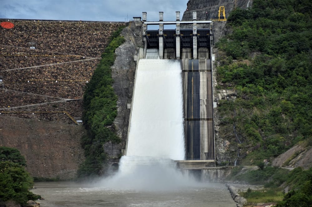 Intensas lluvias las cuencas de los ríos llenaron el embalse de Topocoro que abrió sus compuertas imagen de la publicación