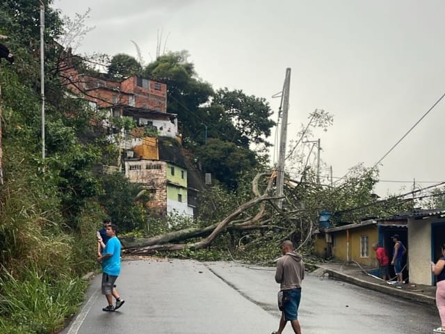 Confirman restablecimiento de la vía Bucaramanga- Cúcuta en el sector de Morrorico imagen de la publicación