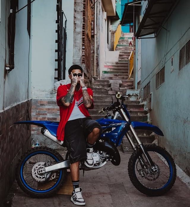 Con el poder del barrio Neutro Shorty presenta “YZ” imagen de la publicación
