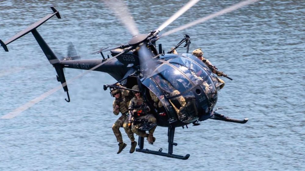 Donald Trump desplegó helicópteros de combate en frontera venezolana imagen de la publicación