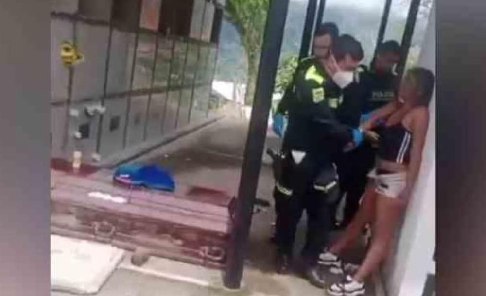 ¿Spa para muertos en un cementerio?: El insólito caso de una santandereana que desenterró a un finado para bañarlo y ponerlo bonito imagen de la publicación