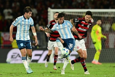 Refuerzan la seguridad del Flamengo en Buenos Aires  antes de la semifinal frente a  Racing imagen de la publicación