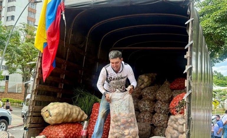 Primera jornada de la ’Papatón’ tuvo respaldo de compradores imagen de la publicación