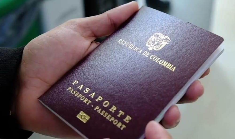 Inician campaña "Pequeños Viajeros" para entregar pasaportes a los jóvenes de Santander imagen de la publicación
