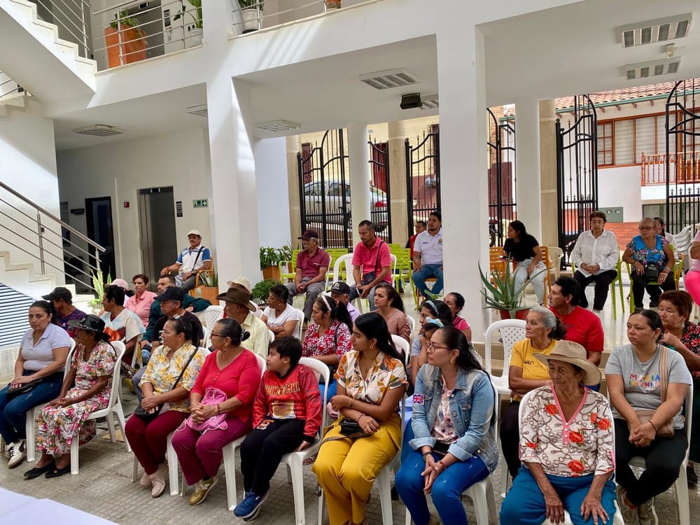 Mejoramiento de vivienda  urbana y rural en 12 municipios de Santander imagen de la publicación