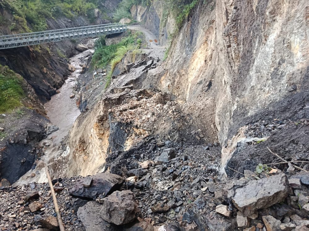 Preocupación tras derrumbe vía San Andrés- Laguna de Ortices imagen de la publicación