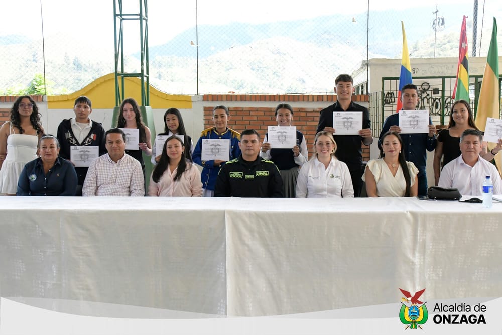 Entrega de credenciales a Consejeros de Juventud en Onzaga imagen de la publicación