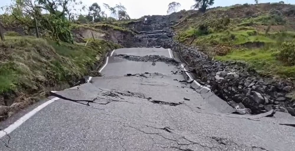 Piden liberar mil millones de pesos para atender la crisis en la Transversal del Carare imagen de la publicación