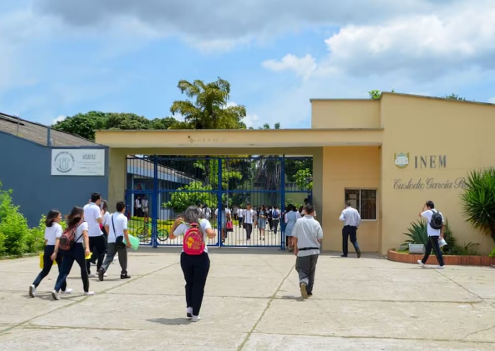 Contraloría ratifica daño fiscal en dinero para tres colegios imagen de la publicación