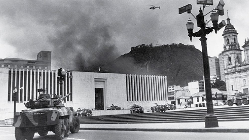 Corte Constitucional pide revisar  MASACRE del Palacio de Justicia Indultos y amnistías no liberan  al M-19 de su responsabilidad imagen de la publicación