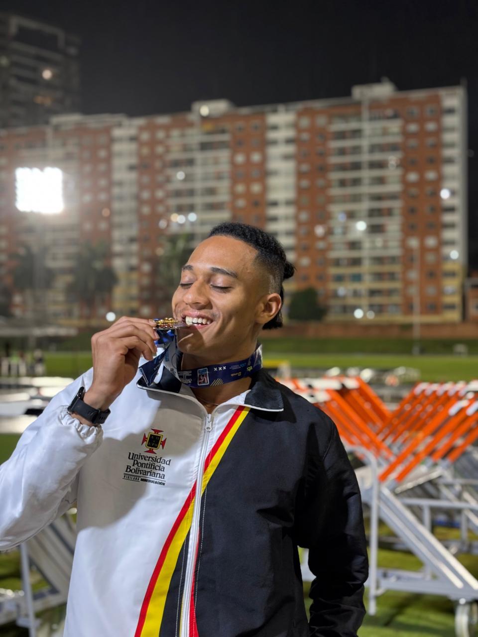 Omar Stiven Agudelo, el atleta que convirtió la adversidad en récord nacional universitario imagen de la publicación