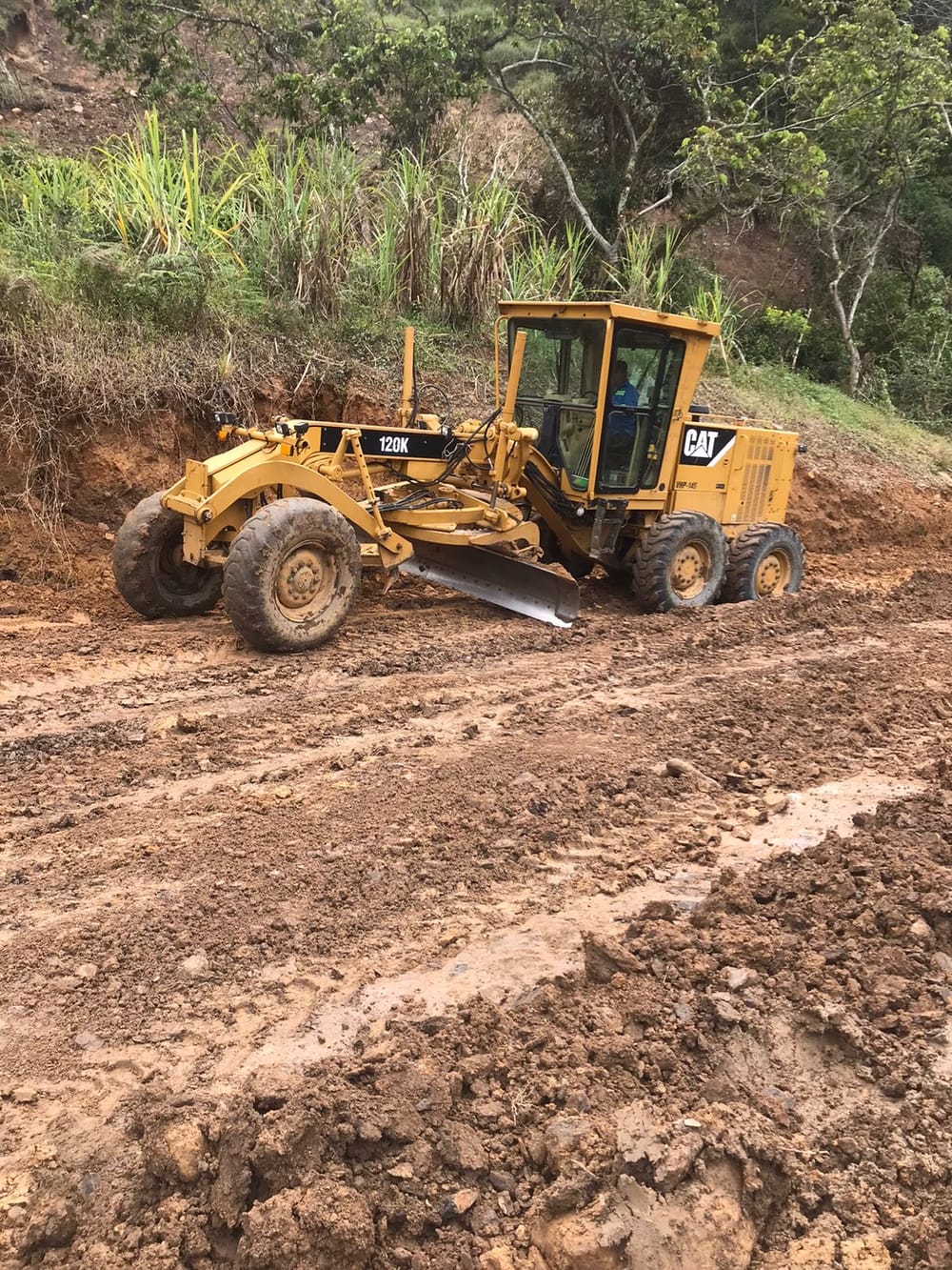 Autoridades advierten restricción para vehículos de carga pesada en la vía Oiba – Guadalupe – San José de Suaita imagen de la publicación