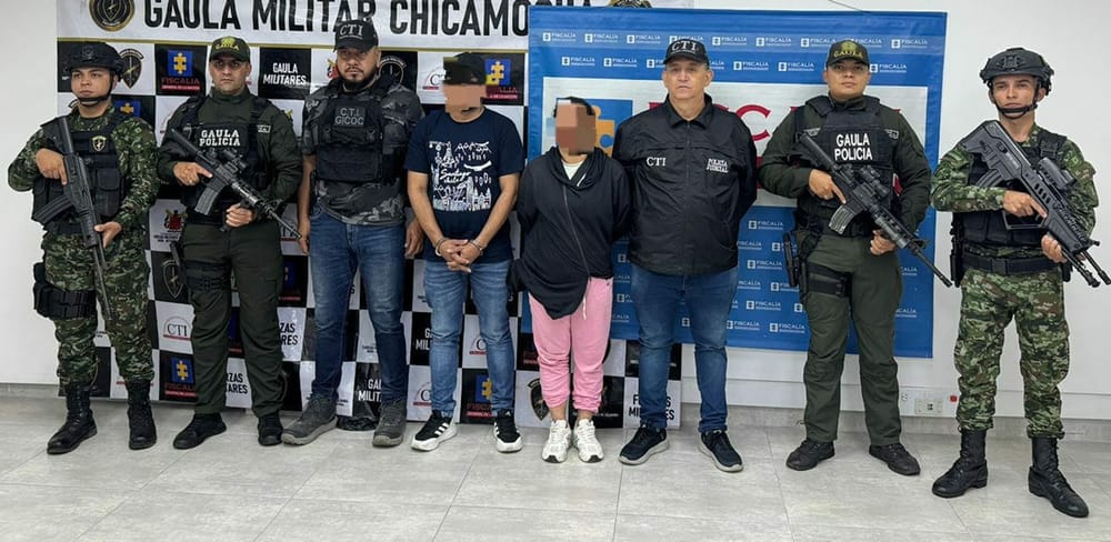 Capturados alias "Mona" y alias "Primo" del ELN en Piedecuesta y Bucaramanga imagen de la publicación