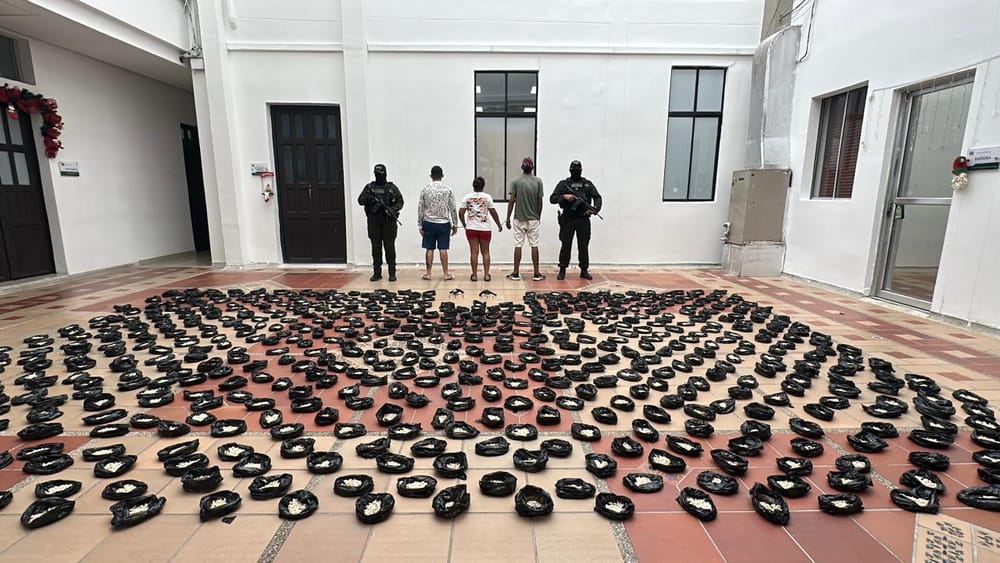 GOES captura a tres miembros de ‘Los de Villas L5’ con armas y estupefacientes en norte de Bucaramanga imagen de la publicación