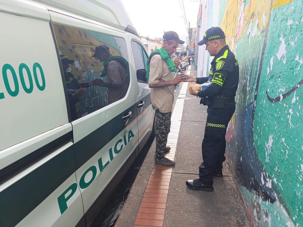 Autoridades tienden puentes de solidaridad con habitantes de calle en Bucaramanga imagen de la publicación