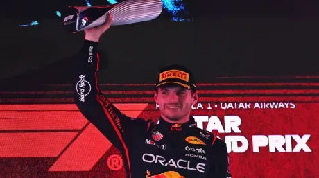 Max Verstappen revive la pelea por el título: ganó en Qatar y llega a Abu Dhabi con opciones de conquistar su quinto campeonato imagen de la publicación