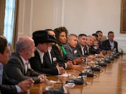 Gobierno Petro amenazó a gobernadores que frenen la emergencia económica imagen de la publicación