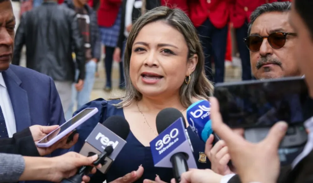 Lina María Garrido propone un muro contra la izquierda en el Congreso imagen de la publicación