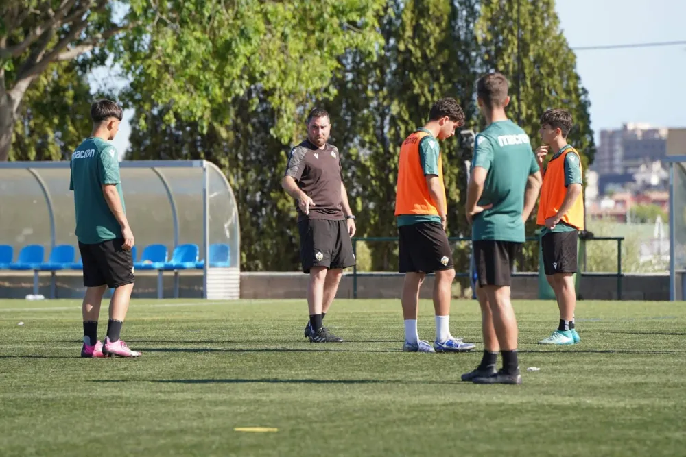 Obligatoriedad de licencia C para entrenadores de fútbol imagen de la publicación