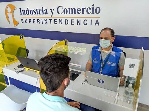 “Alzas exageradas de precios no se pueden justificar con el incremento del mínimo”: Petro imagen de la publicación