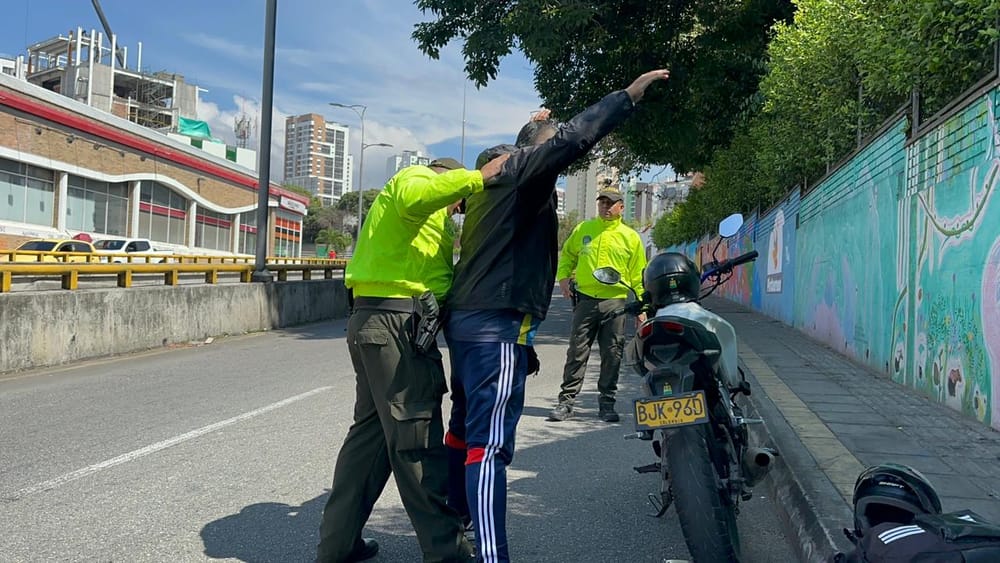 Toma policial para brindar  seguridad en el Mesón de los Búcaros imagen de la publicación